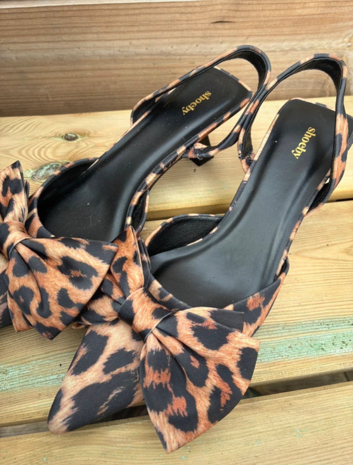 shoeby panter print kitten heels hakken pumps strik mt 37, Kleding | Dames, Schoenen met lage hakken, Bruin, Ophalen of Verzenden