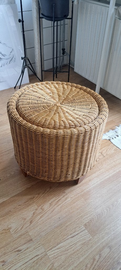 Rotan poef, Ophalen, Gebruikt, Rond, 50 tot 75 cm