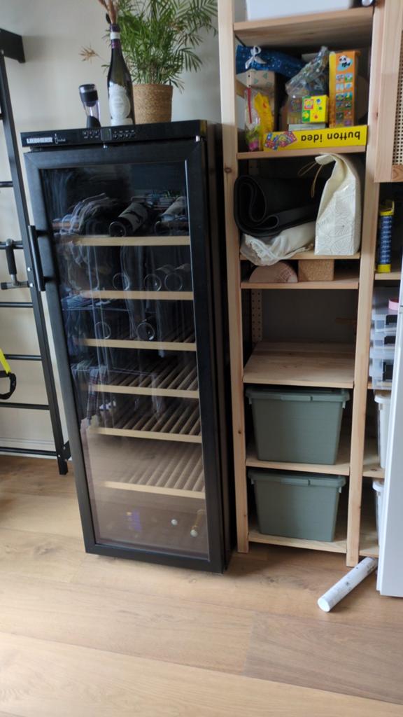 Wife fridge / wijnkoelkast - 2 temperatures 890€ (1500€ new), Witgoed en Apparatuur, Koelkasten en IJskasten, 200 liter of meer