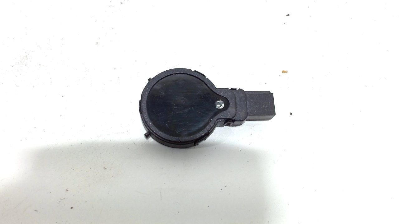 Regensensor Audi A8, Onderdelen@venauto.nl, Van der Ven Autorecycling B.V., Gebruikt, Ettenseweg 76, 4706 PB Roosendaal, The Netherlands