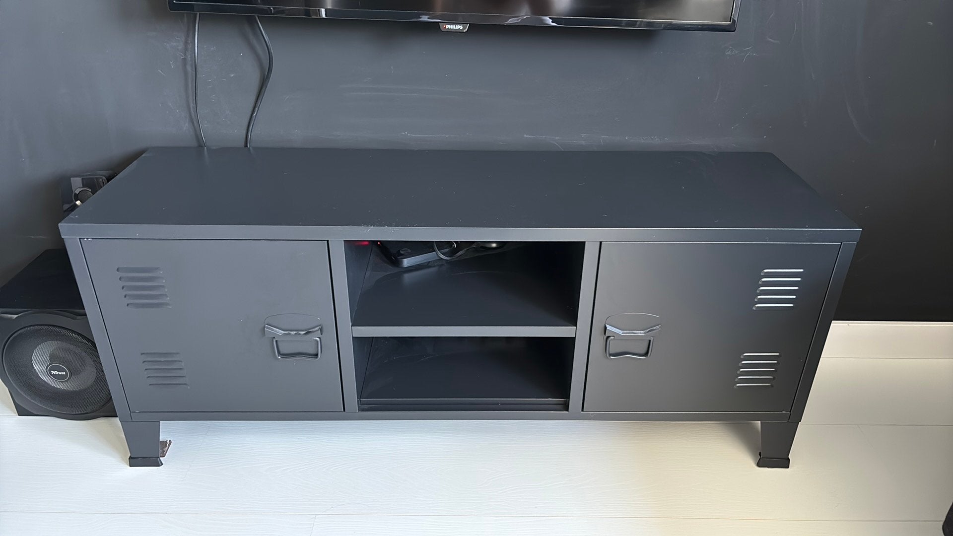 Dressoir Locker zwart, Ophalen, Zo goed als nieuw, 25 tot 50 cm, Minder dan 100 cm