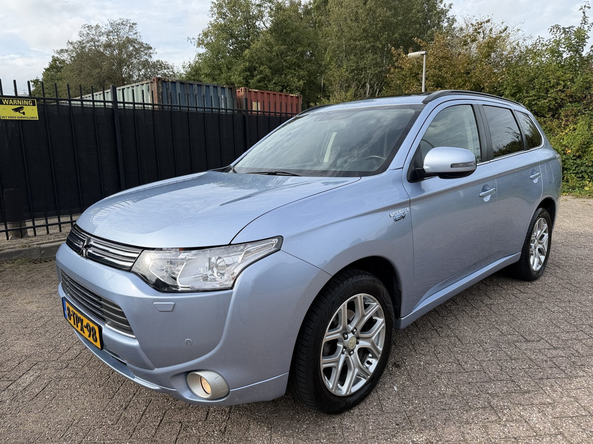 Mitsubishi Outlander 2.0 PHEV instyle Leer/Cam/Navi/Cruise/R, Auto's, Automaat, 135 pk, Zwart, 4 cilinders