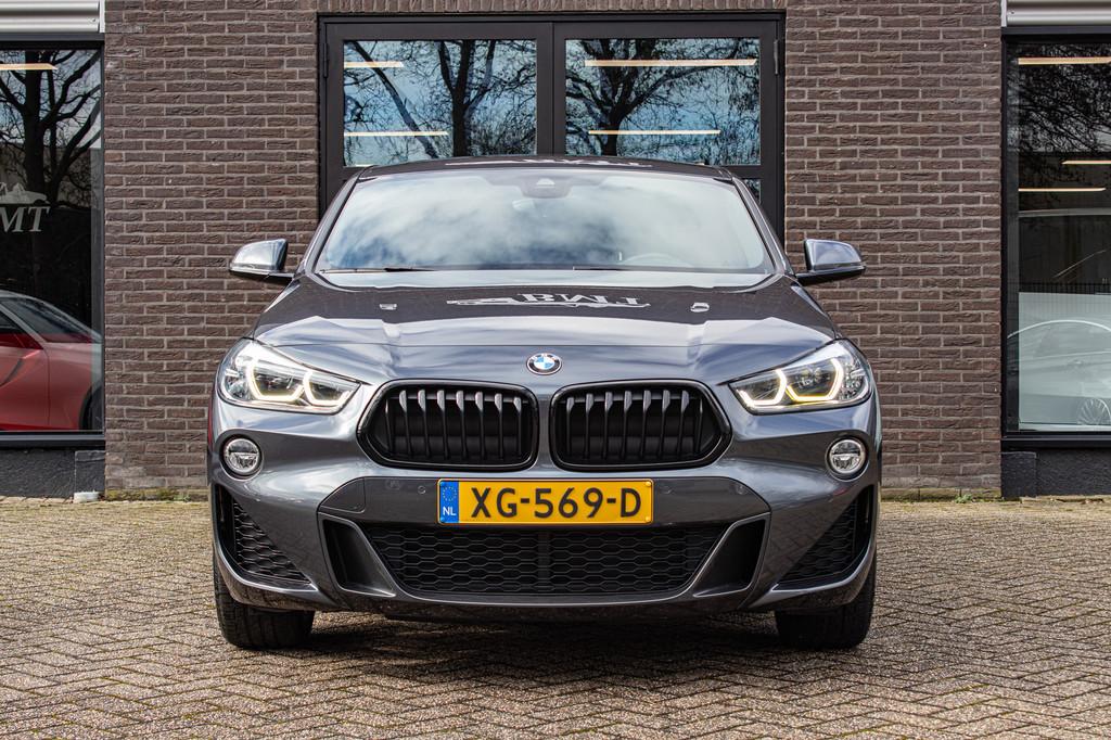 BMW X2 F39 sDrive20i High Executive M Sport / Head-Up / Leer, 1998 cc, X2, Met garantie (alle), 1435 kg