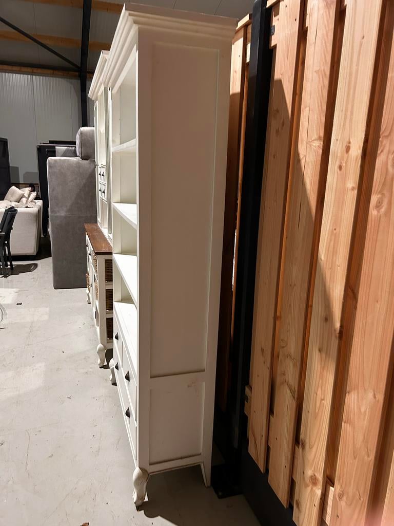 Mooie kasten en 2 salontafels in goede staat, 100 tot 150 cm, ., Ophalen of Verzenden, .