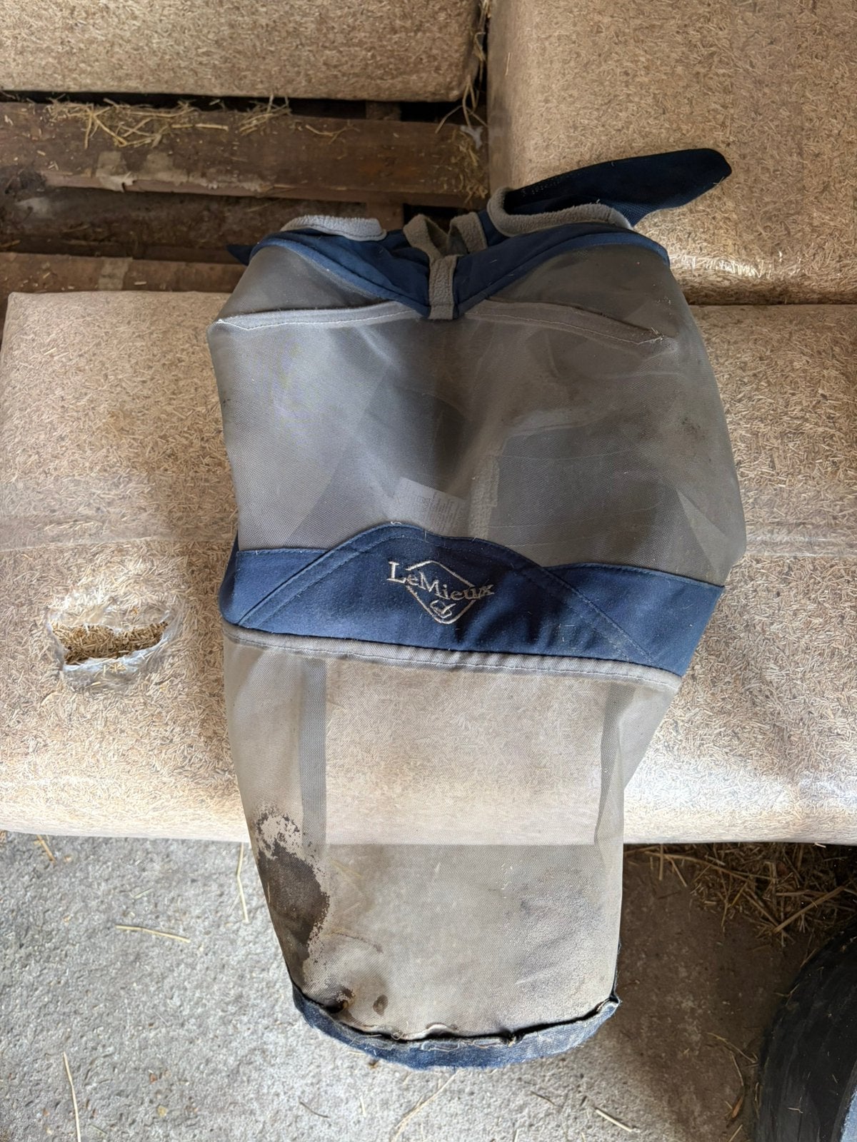 Lemieux vliegenmasker maat M, Ophalen of Verzenden, Gebruikt