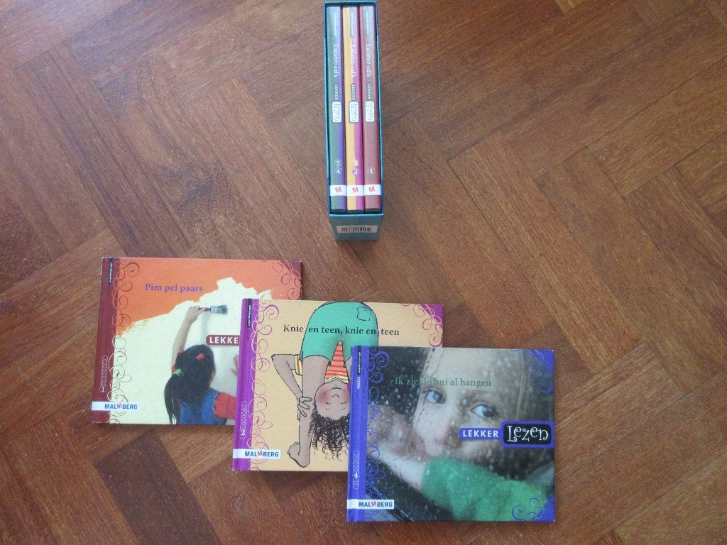 Set lekker lezen ( luisterboek + boek ) Avi M3 - E4 dyslexie, Ophalen of Verzenden, Gelezen, Fictie algemeen