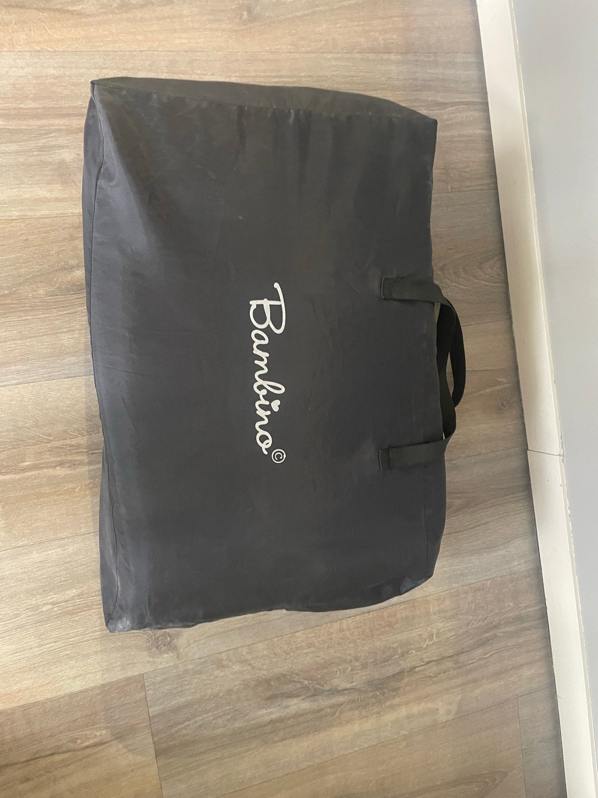 Chicco Reisbedje met Bambino matrasje en hoeslaken, Kinderen en Baby's, Ophalen, Zo goed als nieuw, Reisbedje