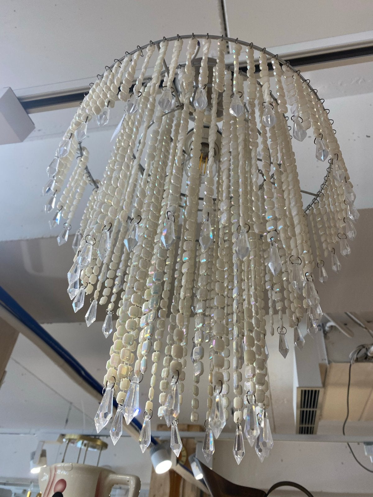 Elegante Kroonluchter met Kralen en Kristallen, Ophalen, Gebruikt, Kunststof, E27 (groot)