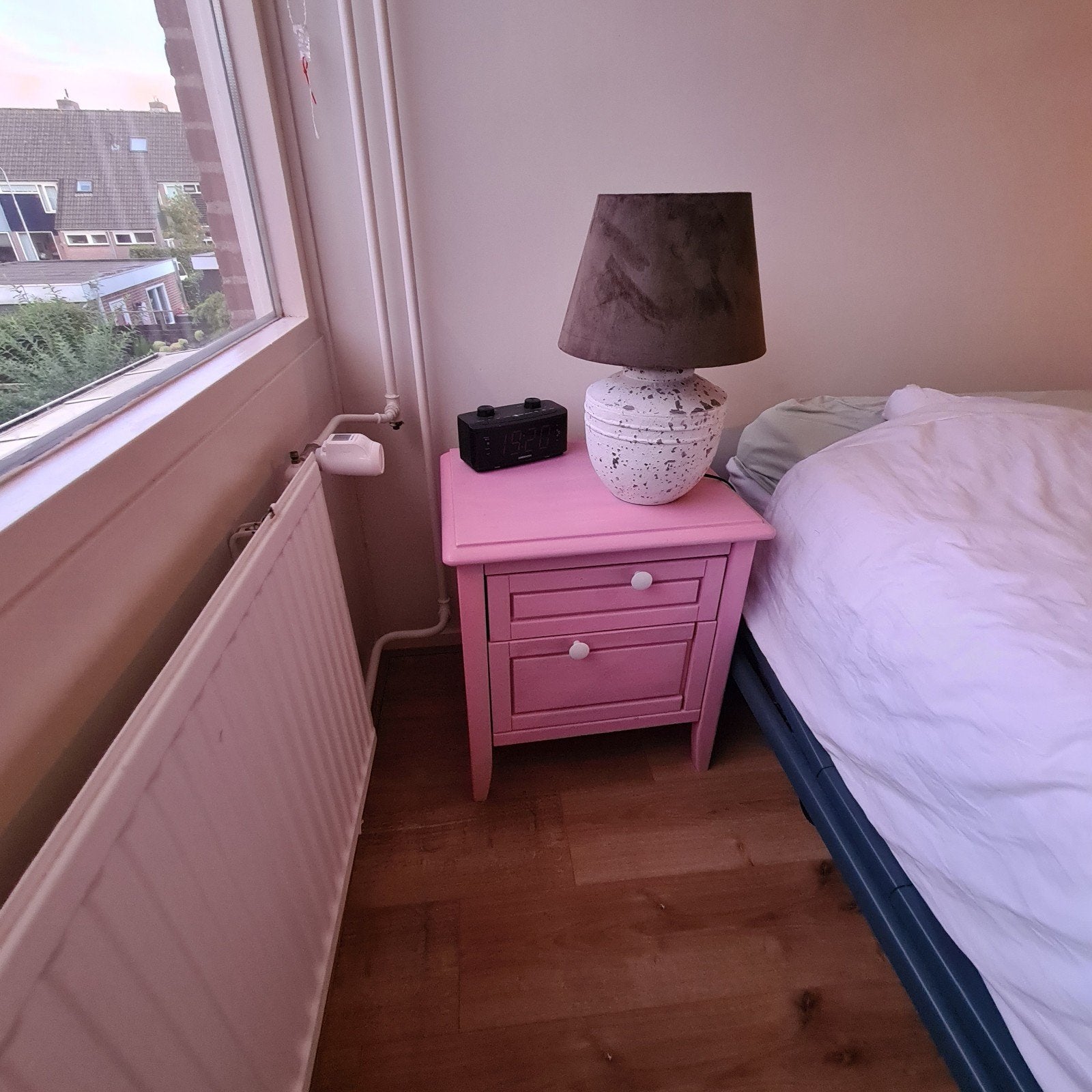 Leuk roze ( nacht)kastje, Ophalen of Verzenden, Zo goed als nieuw