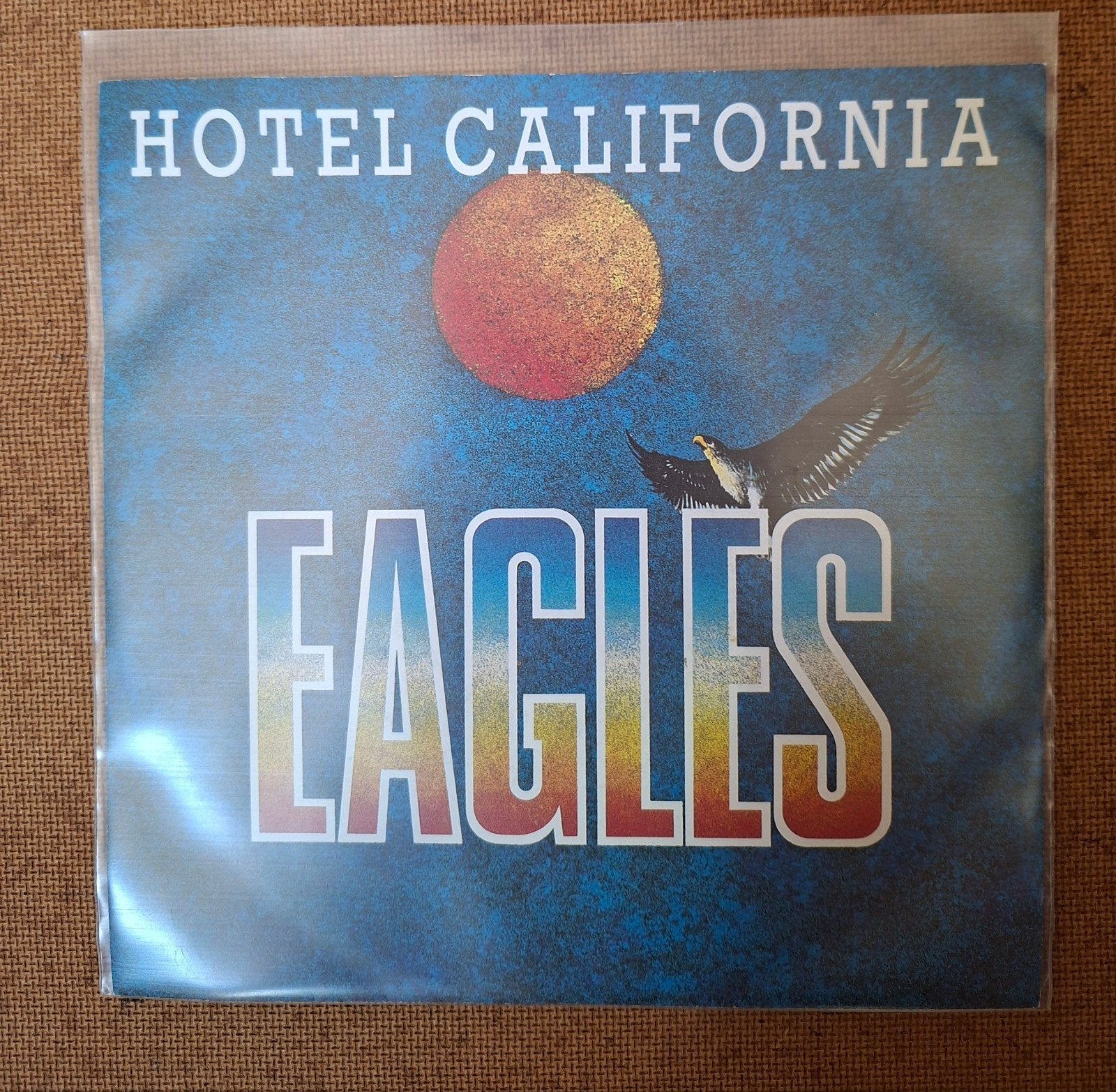 Eagles - Hotel California - Single is TOP, Ophalen of Verzenden, Gebruikt, 7 inch, Pop