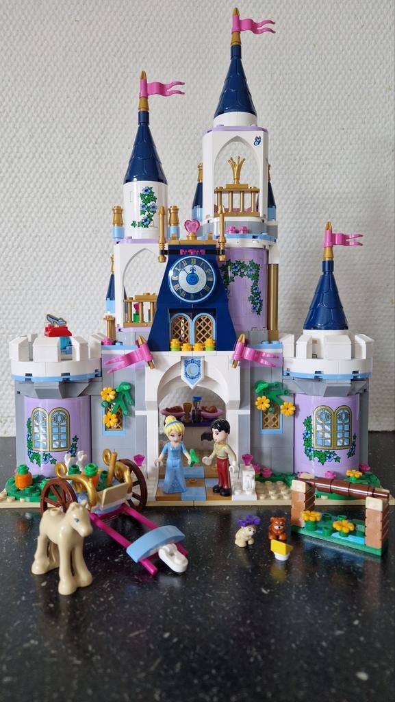 Lego set 41154 Assepoester Droomkasteel, compleet met doos, Ophalen of Verzenden, Zo goed als nieuw, Disney, Complete set