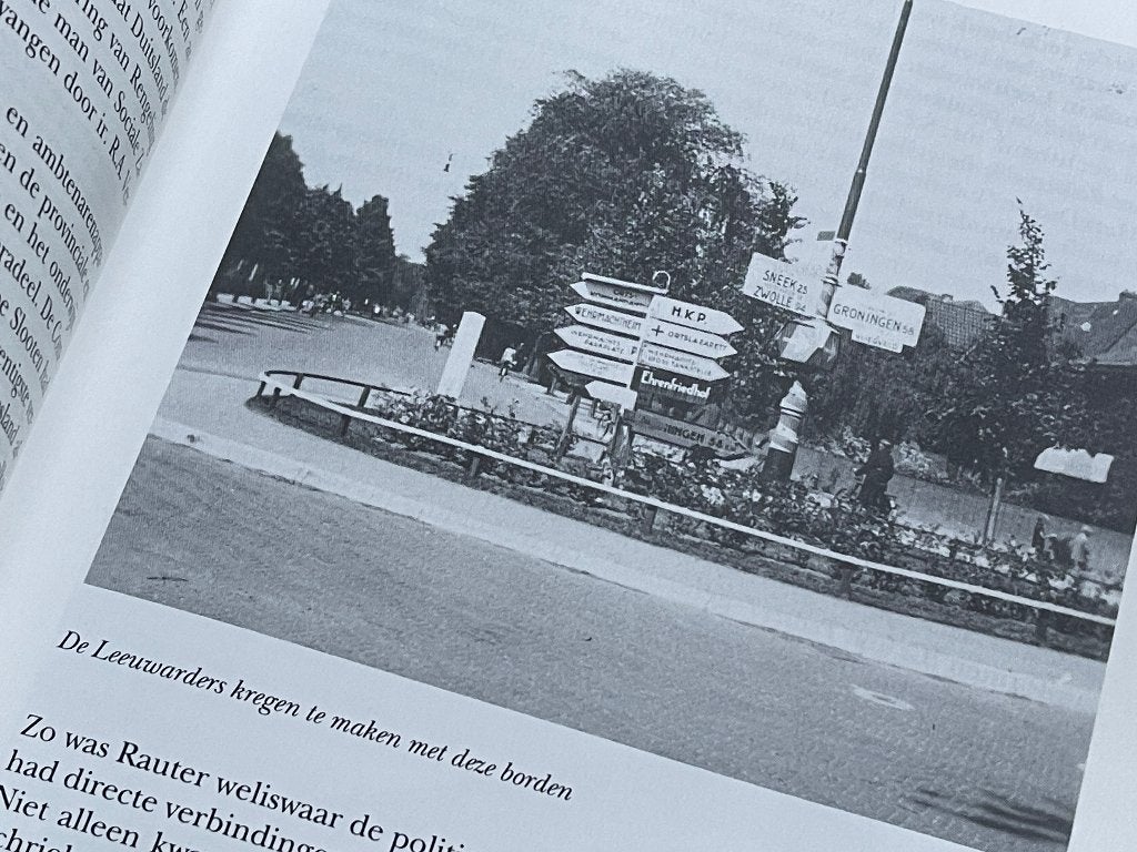 Laarzen op de Lange Pijp Leeuwarden in de 2e Wereldoorlog, Ophalen of Verzenden, Overige soorten, Nederland, Boek of Tijdschrift