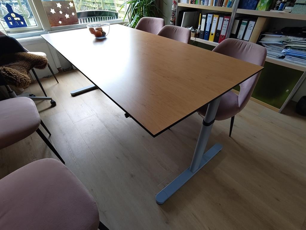 Bureau 180x90cm hoogte verstelbaar kersenhout look, Huis en Inrichting, Ophalen, In hoogte verstelbaar, Zo goed als nieuw