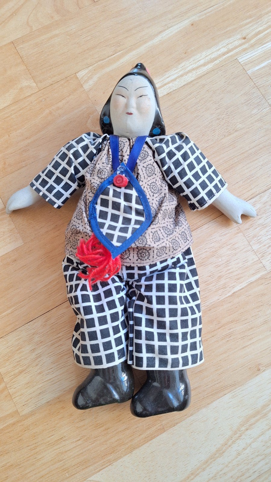Vintage Japanse pop in traditionele kleding, Verzamelen, Poppen, Ophalen, Zo goed als nieuw, Pop