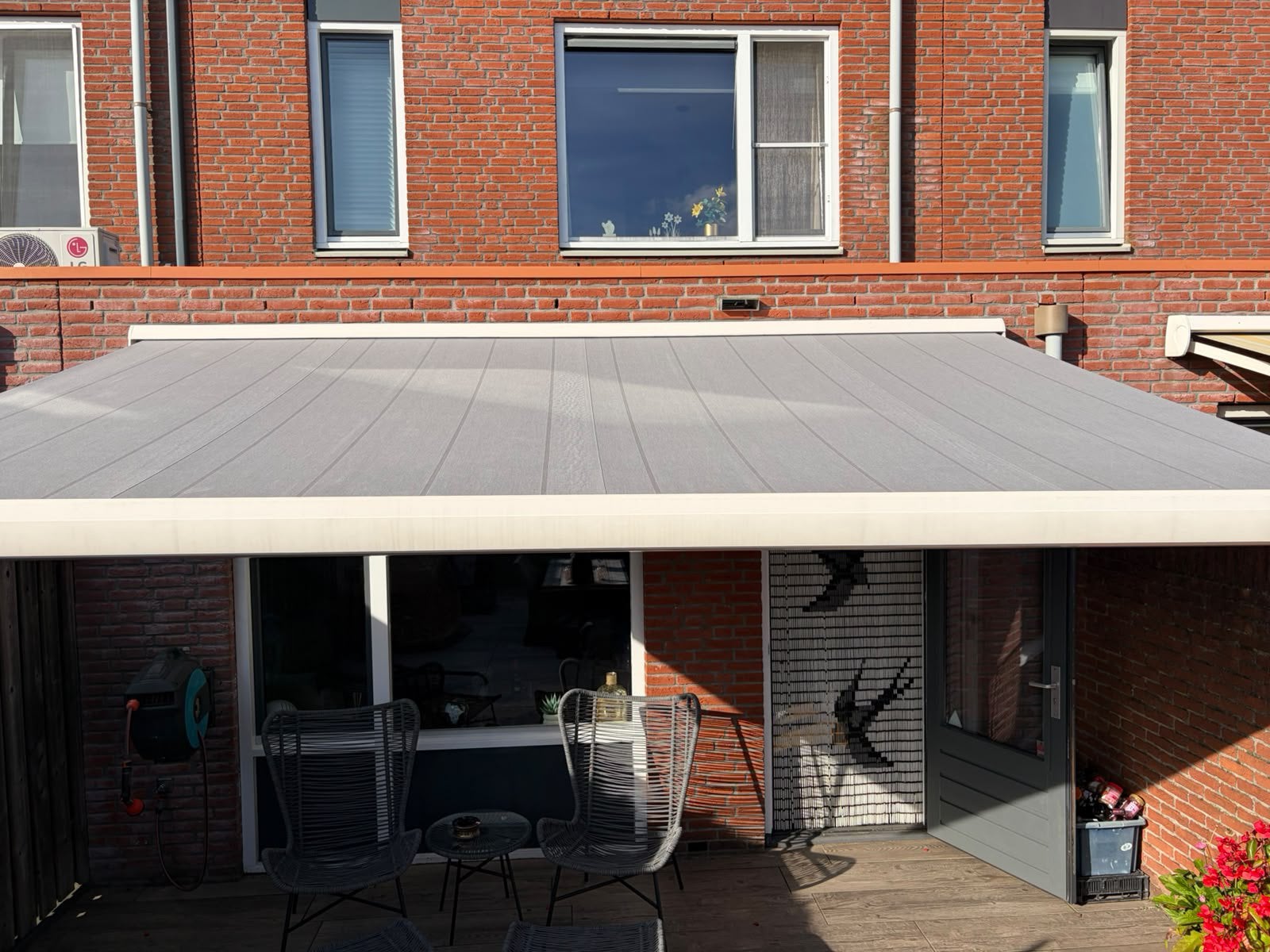 Nieuw Elektrisch knikarm zonnescherm, Ophalen, 450 cm of meer, Nieuw, Elektrisch