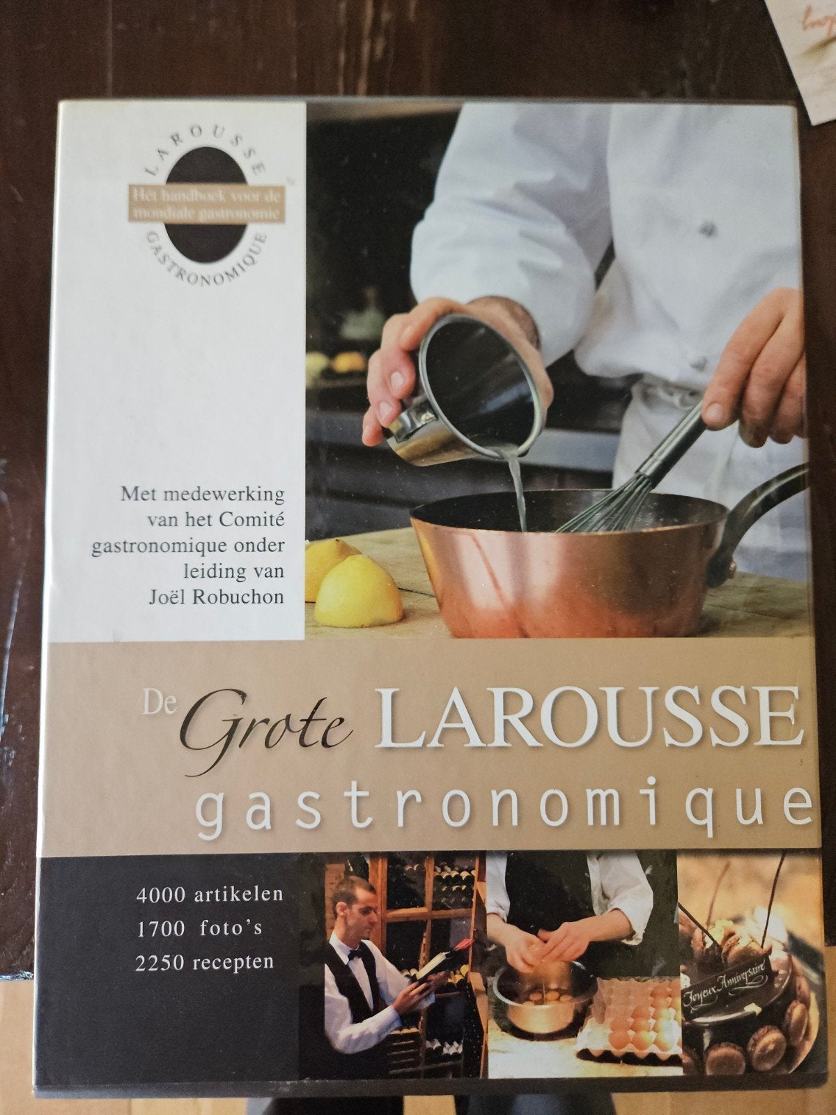 De Grote Larousse Gastronomique - Kookboek, Boeken, Joël Robuchon, Ophalen of Verzenden, Zo goed als nieuw, Hoofdgerechten