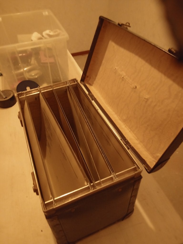 Te koop vintage archiefdoos, Ophalen, Gebruikt