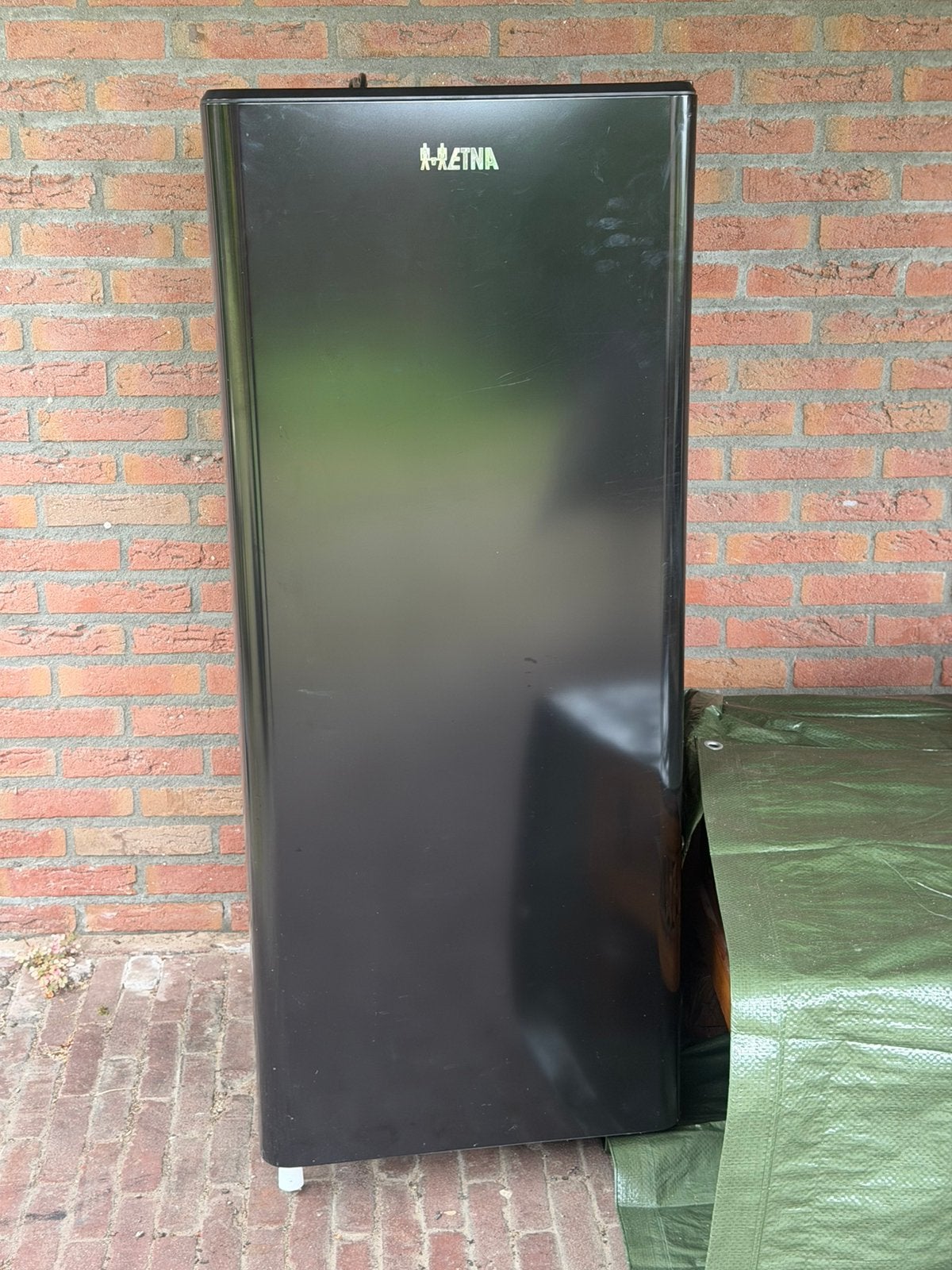 Etna zwarte koelkast ‘smart size’, Ophalen, 120 tot 140 cm, 100 tot 150 liter, Zo goed als nieuw