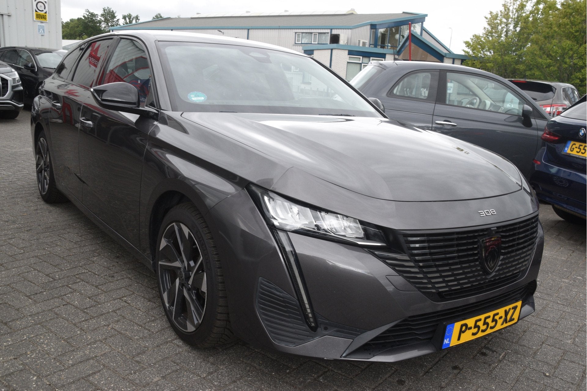 Peugeot 308 SW 1.5 BlueHDi Allure Pack Business Carplay | Le, Auto's, Dealer onderhouden, 730 kg, Gebruikt, 4 cilinders