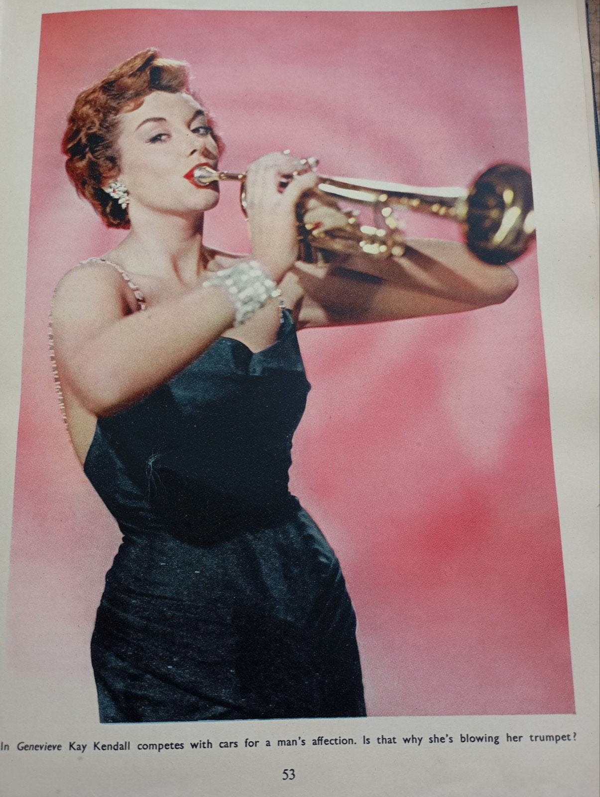 Vintage 1954 She's blowing her Trumpet Kay Kendall, Ophalen of Verzenden