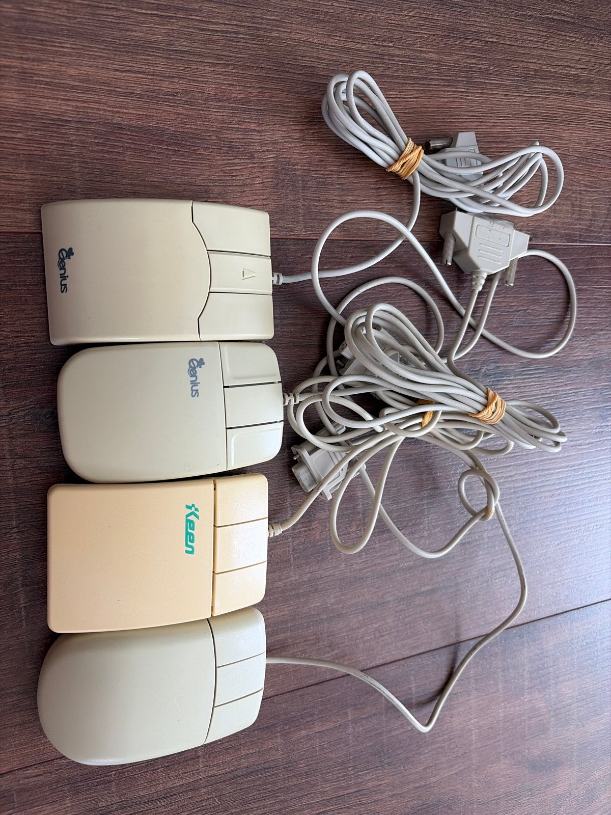 Oude computermuizen - Vintage muizen (4 stuks), Computers en Software, Ophalen of Verzenden, Niet werkend