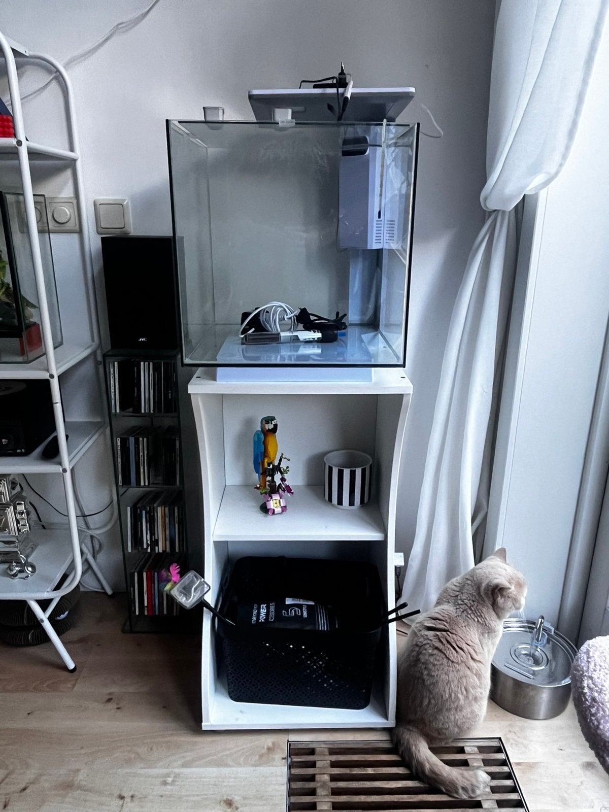 Aquarium superfish qubiq 60 pro - met standaard, Vissenkom, Zo goed als nieuw, Superfish, Ophalen