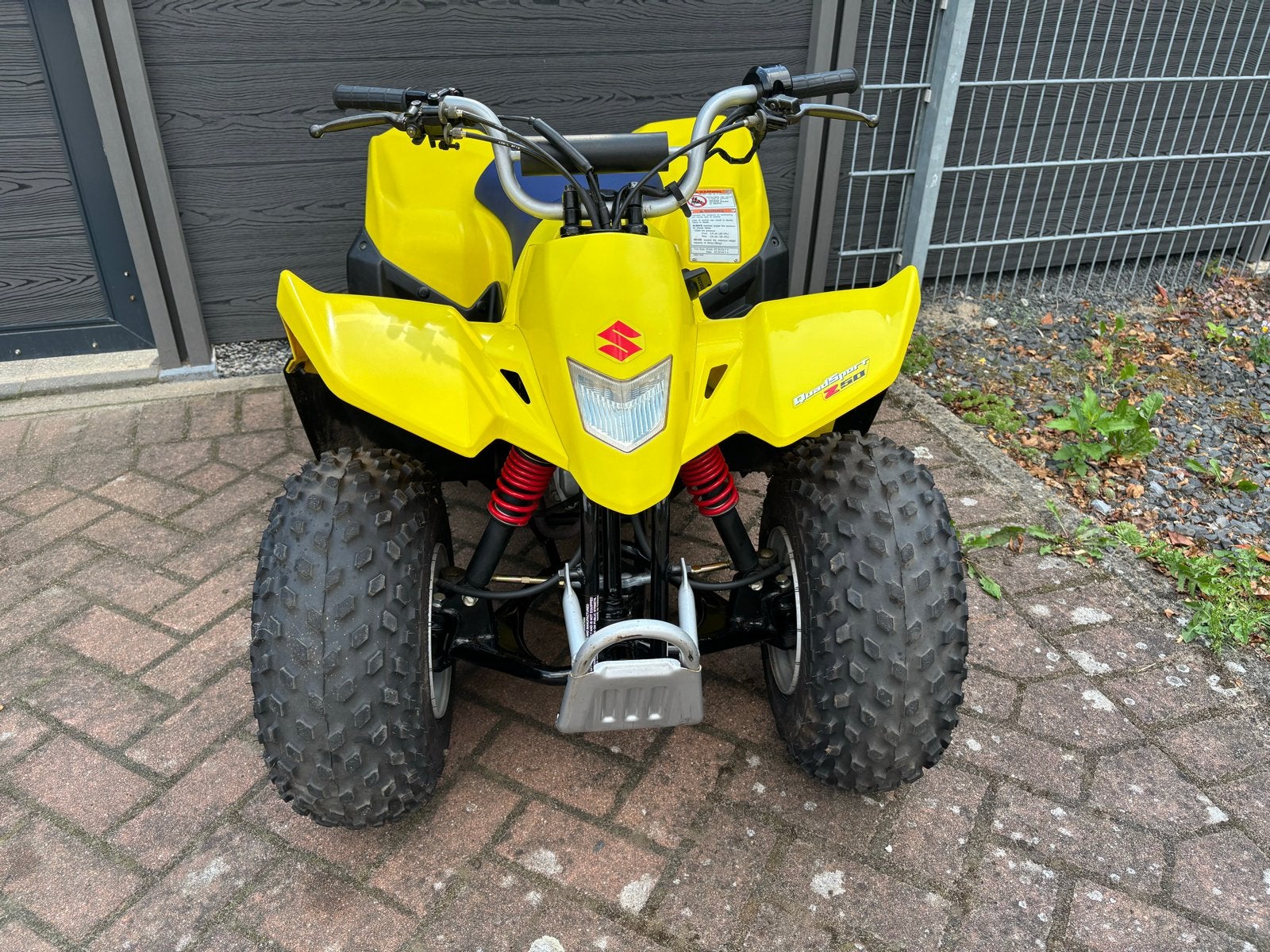 Suzuki QuadSport LTZ50 - Gele Kinderquad, Sport en Fitness, Karting, Ophalen, Zo goed als nieuw, Overige typen
