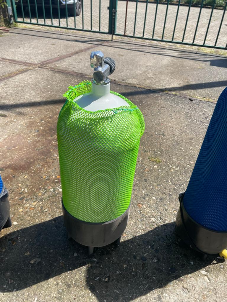 Duikfles 12 Liter met beschermnet, Ophalen, Gebruikt, Duikfles