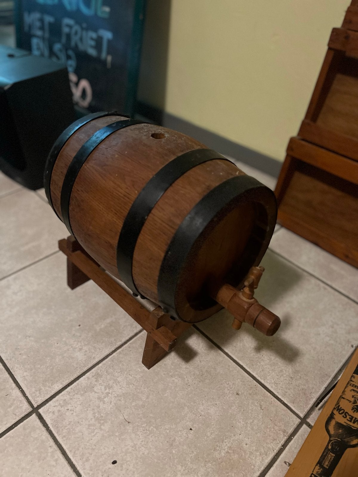 Antiek houten tonnetje met kraan en standaard, Ophalen of Verzenden