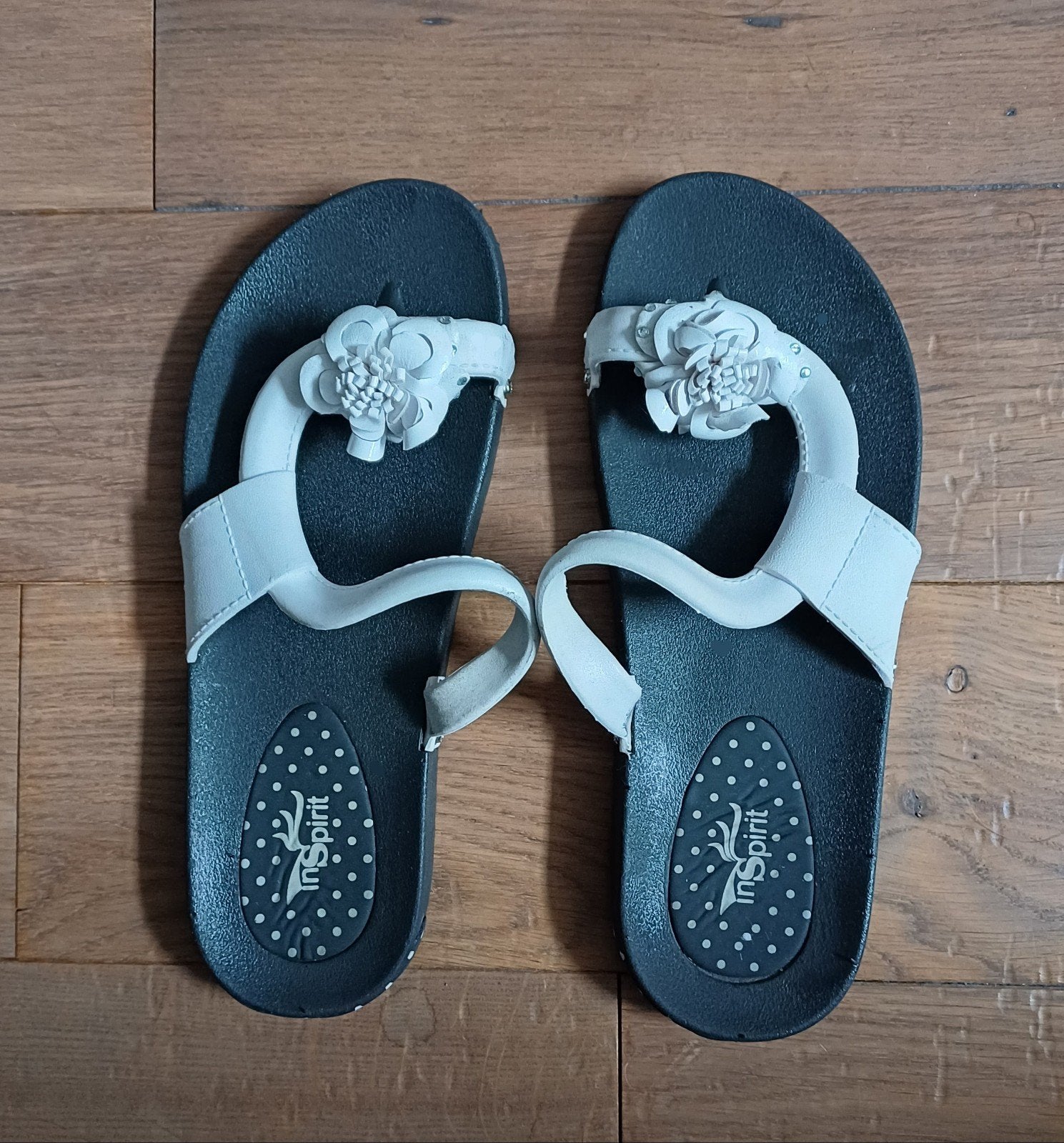 Inspirit witte teenslippers maat 39., Ophalen, Nieuw, Wit