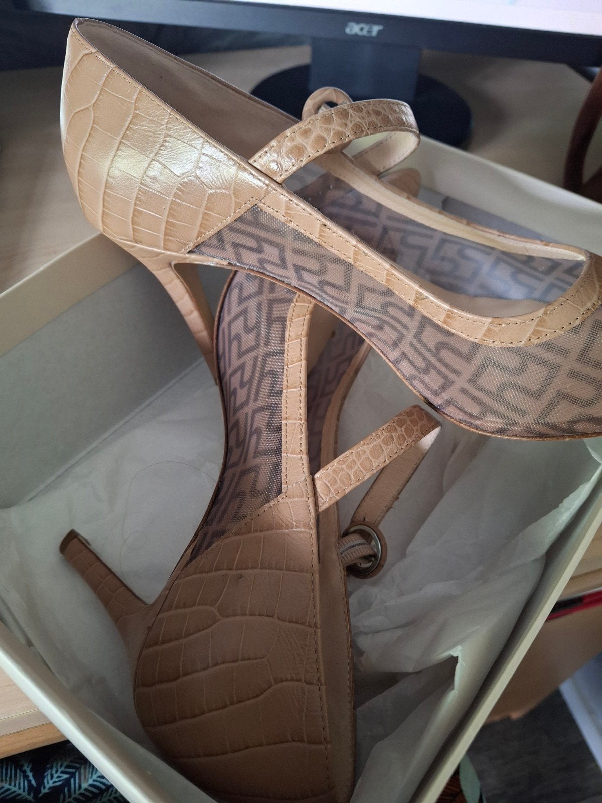 Nieuwe Hogl pumps maat 41 in doos, Pumps, Verzenden, Beige, Nieuw