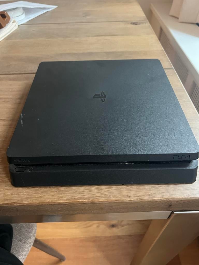 Sony PlayStation 4 Slim - Zonder controllers, Spelcomputers en Games, Spelcomputers | Sony PlayStation 4, Ophalen of Verzenden