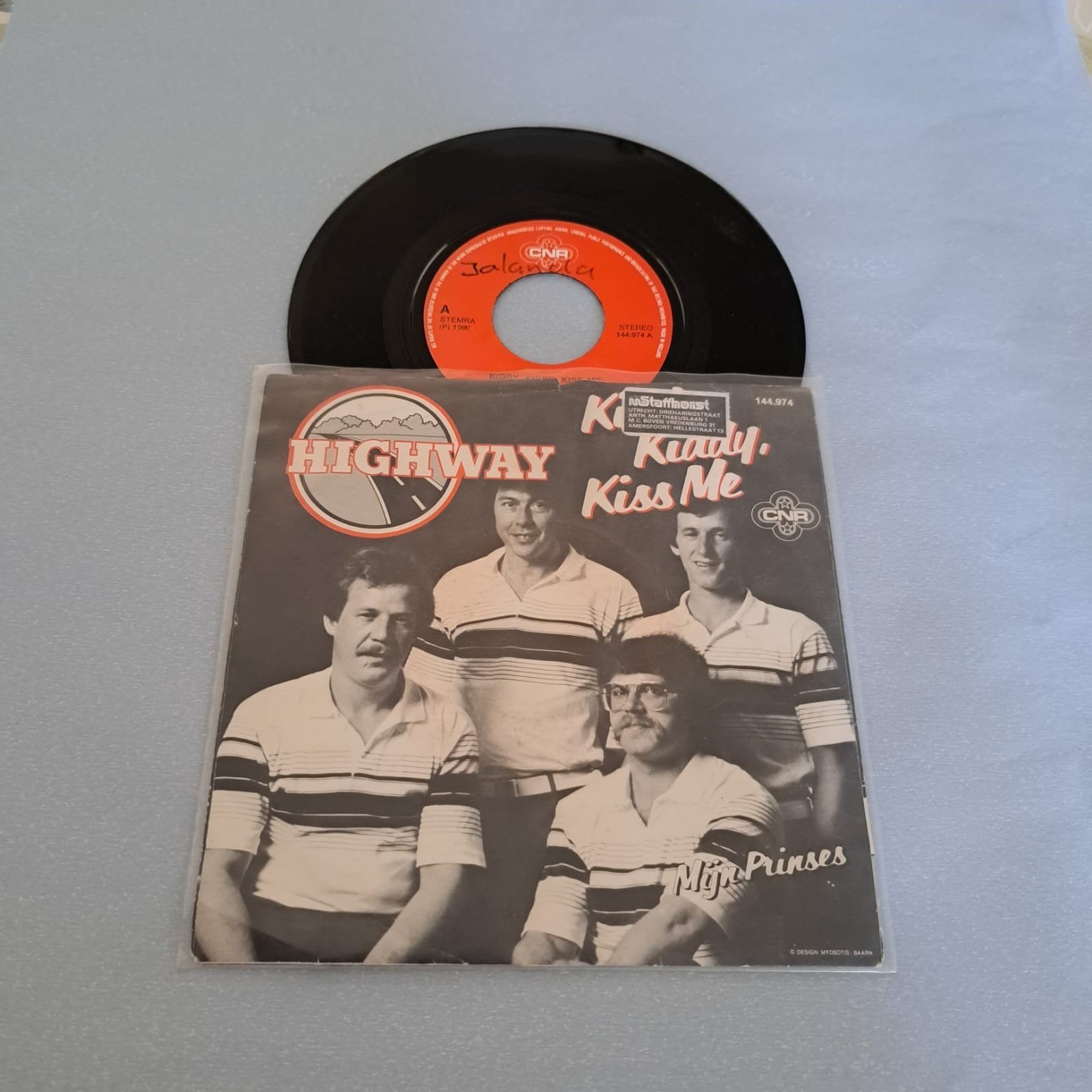 Highway - Kuudy, Kiss Me / Mijn Prinses (Vinyl Single), Cd's en Dvd's, Ophalen, Gebruikt, 7 inch, Pop