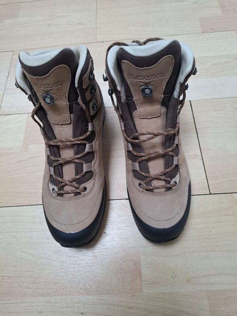 Lowa wandelschoenen leer, Sport en Fitness, Bergsport en Wandelen, Ophalen of Verzenden, Nieuw, Schoenen