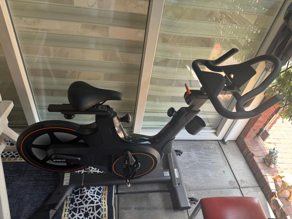 Basic-Fit Spinningfiets - Zo goed als nieuw, Sport en Fitness, Fitnessapparatuur, Spinningfiets, Ophalen of Verzenden, Zo goed als nieuw