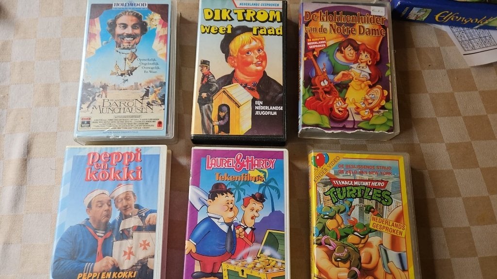 vhs videobanden films oa Peppi en Kokki en Dik Trom, Alle leeftijden, Ophalen of Verzenden, Zo goed als nieuw