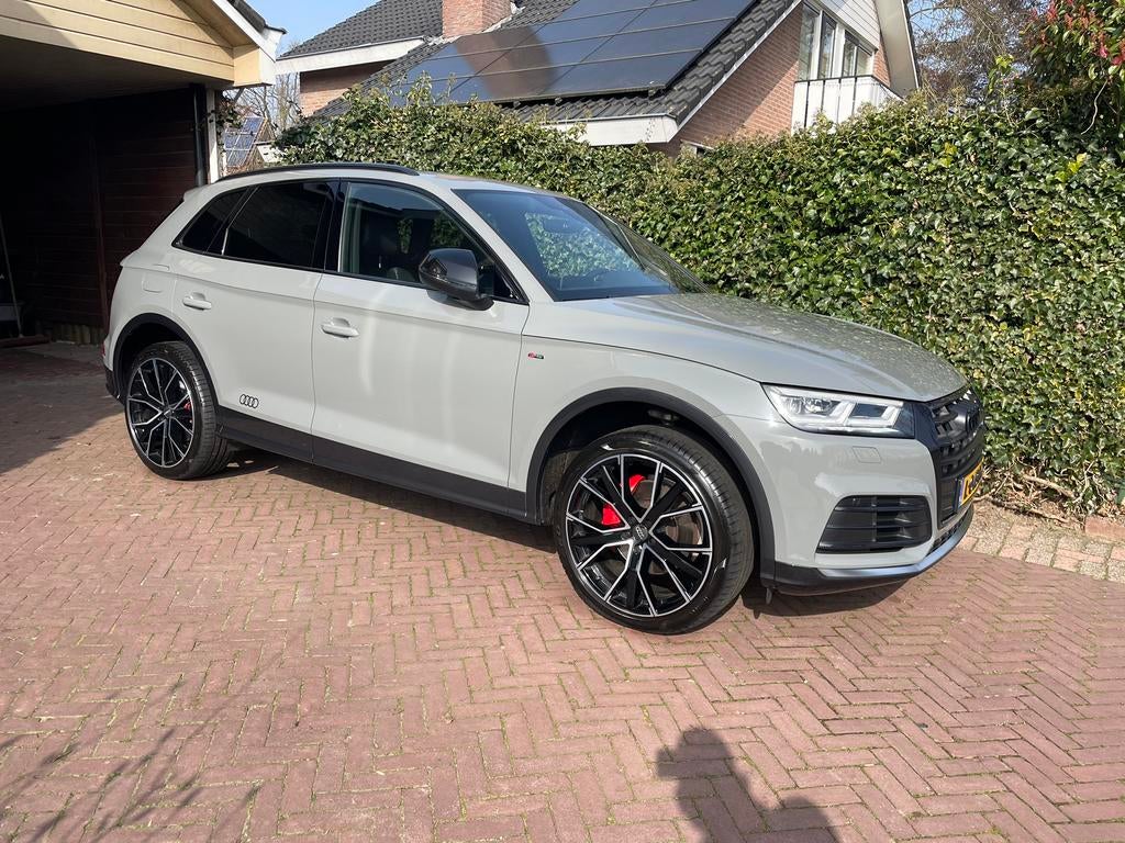 Audi Q5 Quattro | S-line | Black Optic | RS Stoelen | B&O, Zwart, 4 cilinders, Particulier, SUV of Terreinwagen