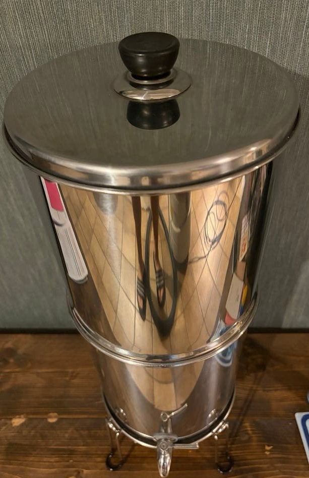 Zwaartekracht Waterfilter RVS 2x 8,5L met 2 Koolstoffilters, Witgoed en Apparatuur, Ophalen of Verzenden, Nieuw
