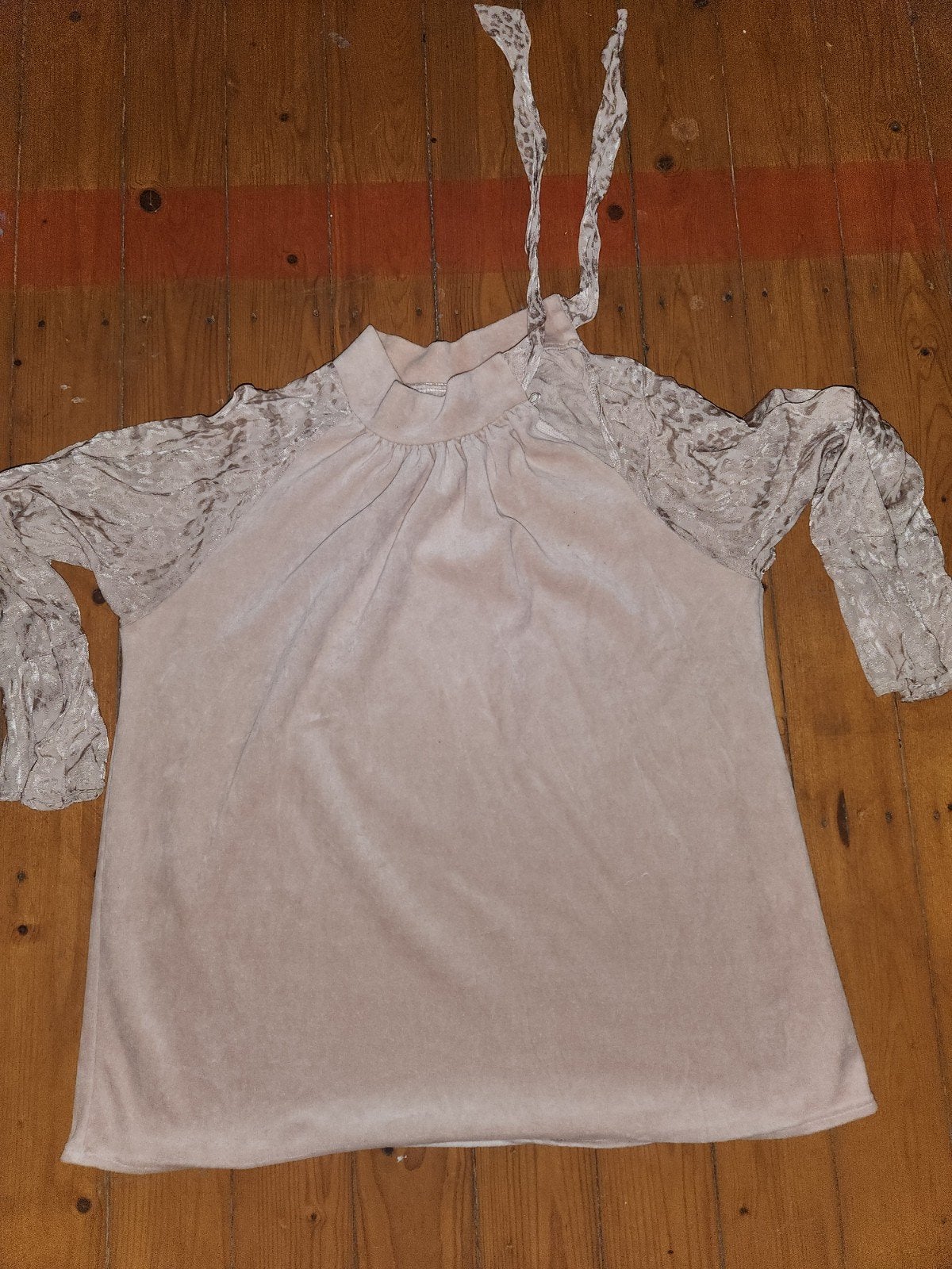 Gustav beige high-neck top met striksluiting, maat 38, Maat 38/40 (M), Beige, Gustav, Ophalen of Verzenden
