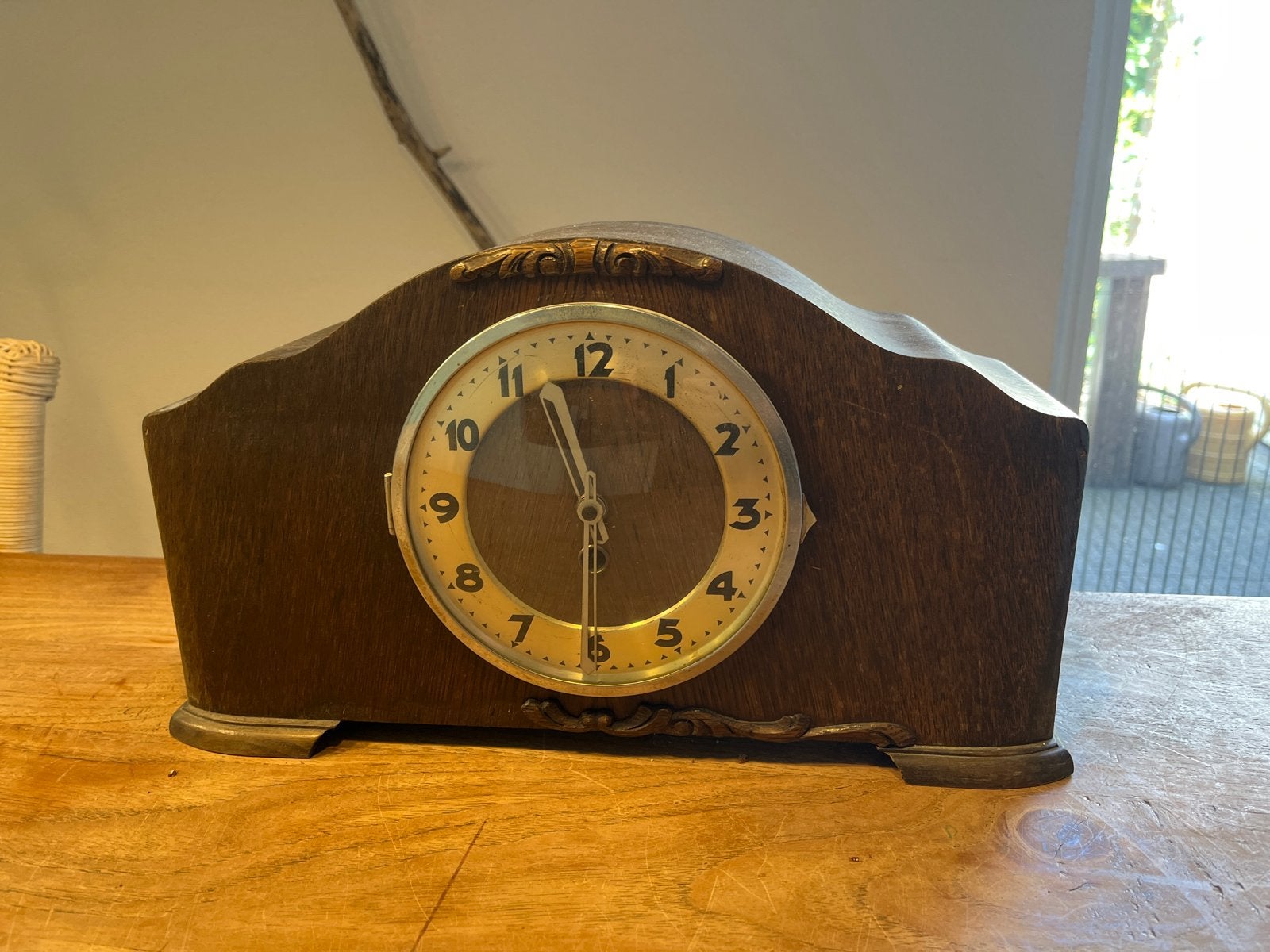 Antiek tafelklokje - Eenvoudig uurwerk, loopt goed, Ophalen of Verzenden