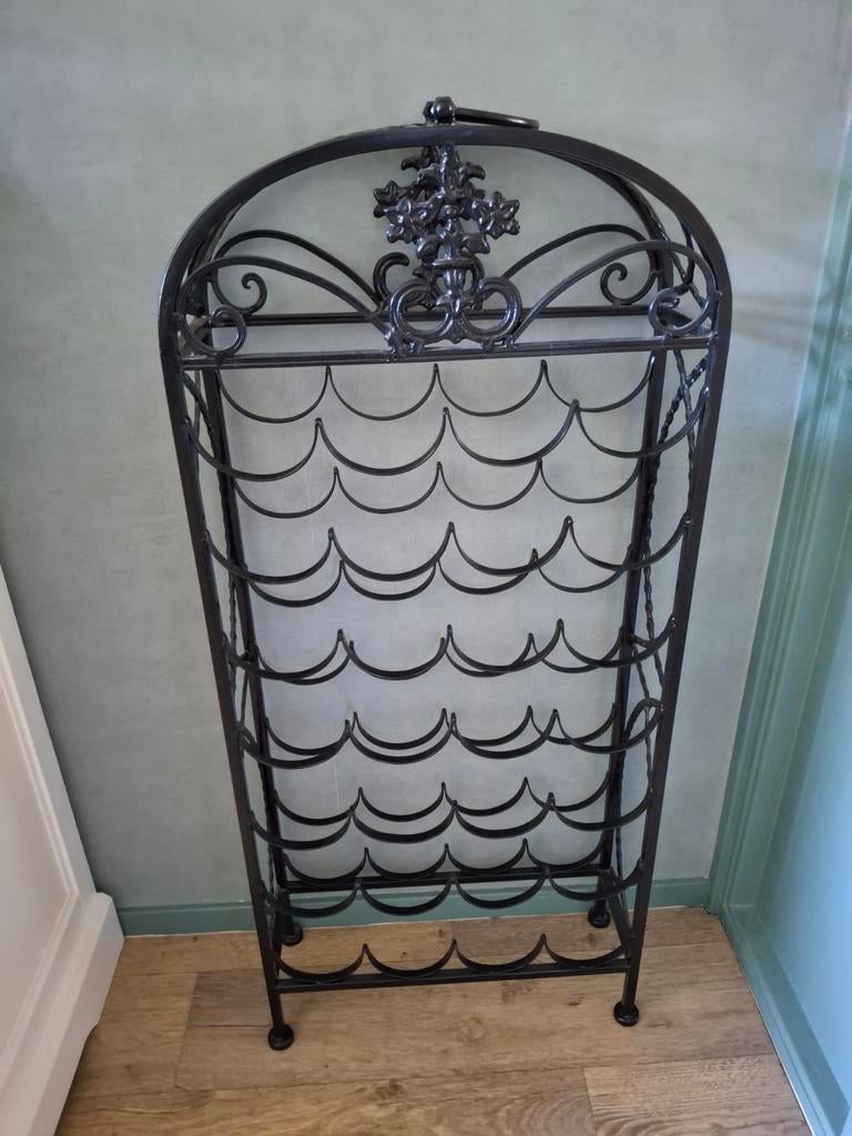 Gietijzeren wijnrek zwart, Huis en Inrichting, Woonaccessoires | Wijnrekken, Ophalen of Verzenden, Metaal, Minder dan 50 cm, 5 tot 15 flessen