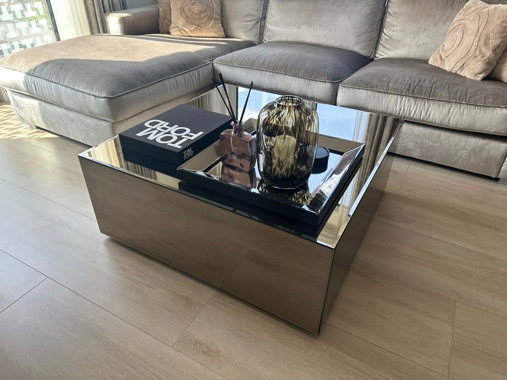 Vierkante spiegeltafel – Eric Kuster hotel chique, Huis en Inrichting, Tafels | Salontafels, Ophalen, 100 tot 150 cm, 50 tot 100 cm