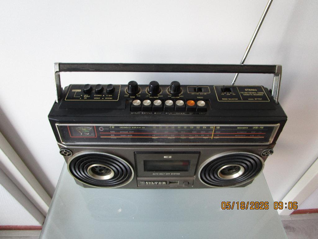 draagbaar radio, Audio, Tv en Foto, Radio's, Ophalen of Verzenden, Gebruikt, Overige typen