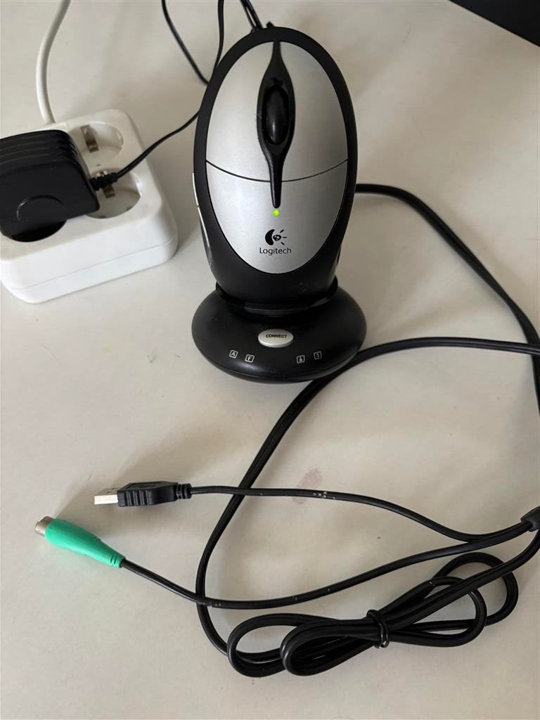 Logitech Cordless Desktop Receiver met Muis, Computers en Software, Muis, Gebruikt, Toetsenbord en muis-set, Logitech