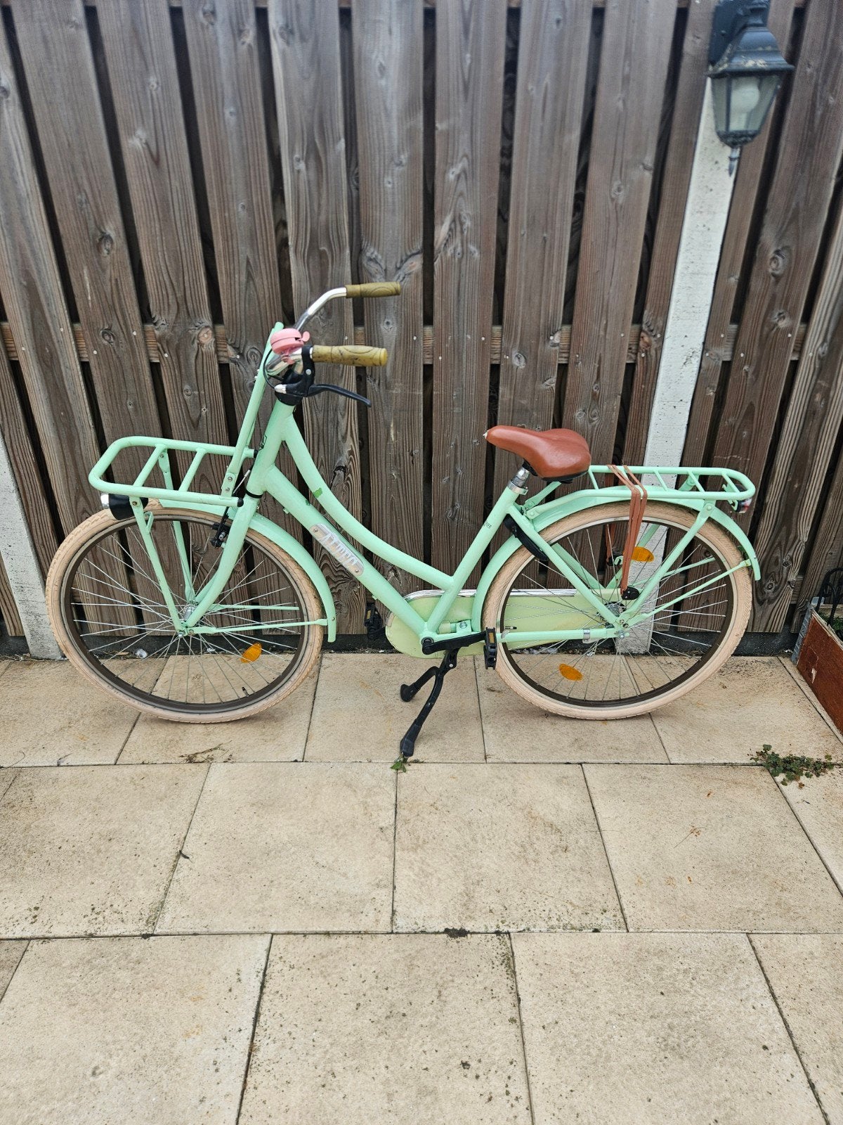 Mintgroene transportfiets met voordrager, Gebruikt, Velgrem, 50 tot 53 cm, Ophalen