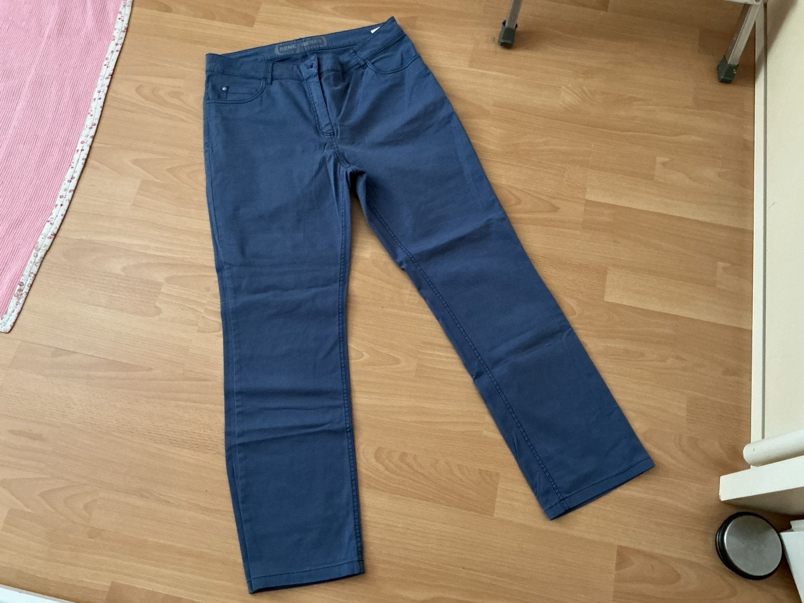 René Frères Broek Maat 42 - Comfortabel en Stijlvol, Kleding | Dames, Blauw, Maat 42/44 (L), Ophalen of Verzenden, Zo goed als nieuw