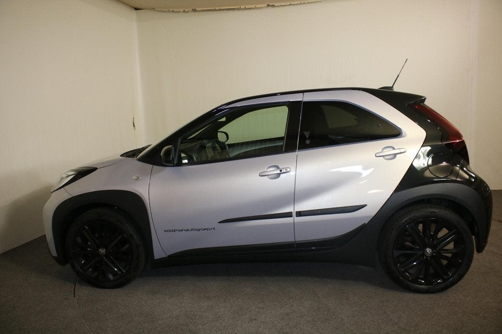 Toyota Aygo X 1.0 VVT-i MT JBL, Apple carplay, Android auto,, Voorwielaandrijving, Gebruikt, Euro 6, Automatische klimaatregeling