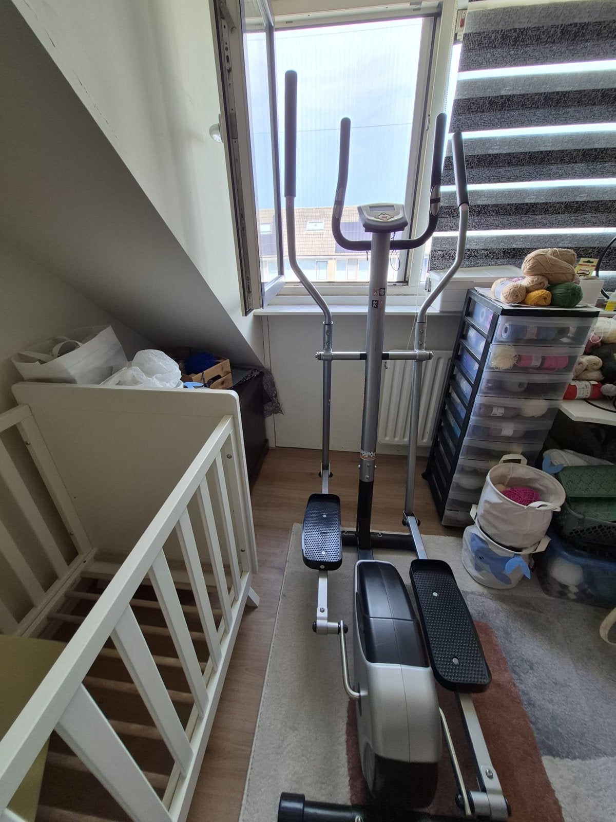Crosstrainer - voetstuk kapot, kabel ontbreekt, Sport en Fitness, Ophalen, Gebruikt, Crosstrainer, Metaal
