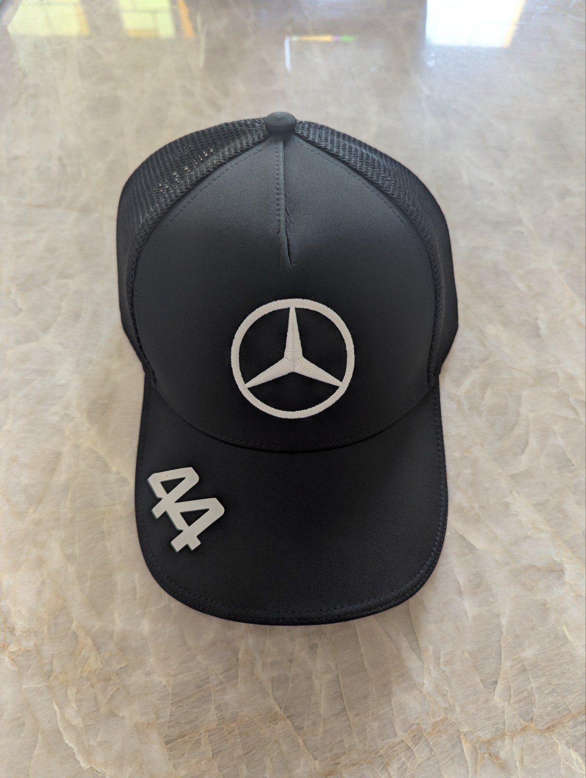 Mercedes-AMG Petronas Lewis Hamilton Pet Zwart, Kleding | Heren, Hoeden en Petten, Nieuw, Pet, Mercedes-AMG Petronas, One size fits all
