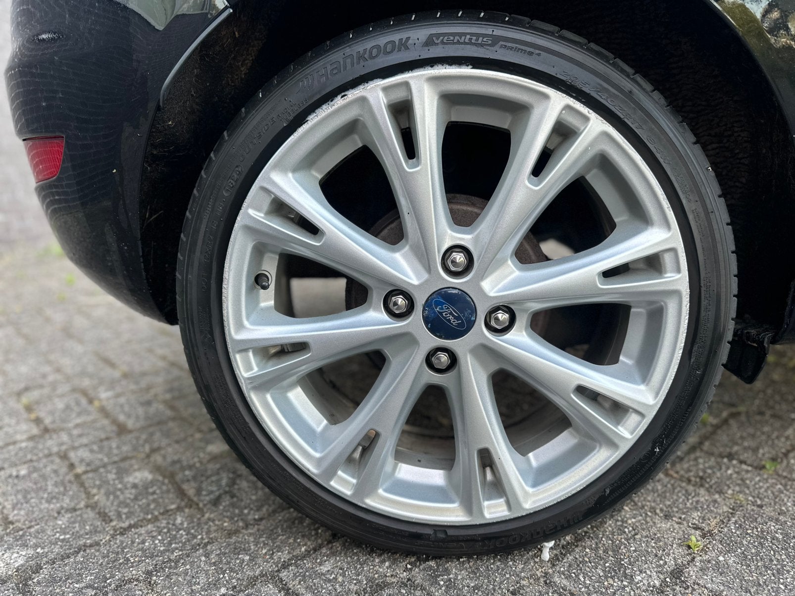 Foto 8 van Ford Fiësta 1.25 44KW 3DR 2014 Zwart/17INCH/CRPLY/NW ONDRHD